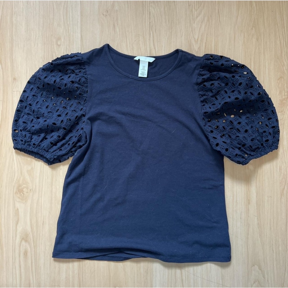 H&M navy puffy sleeve top
